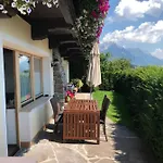 Rosengarten Appartement Söll