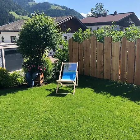 Rosengarten Appartement Söll